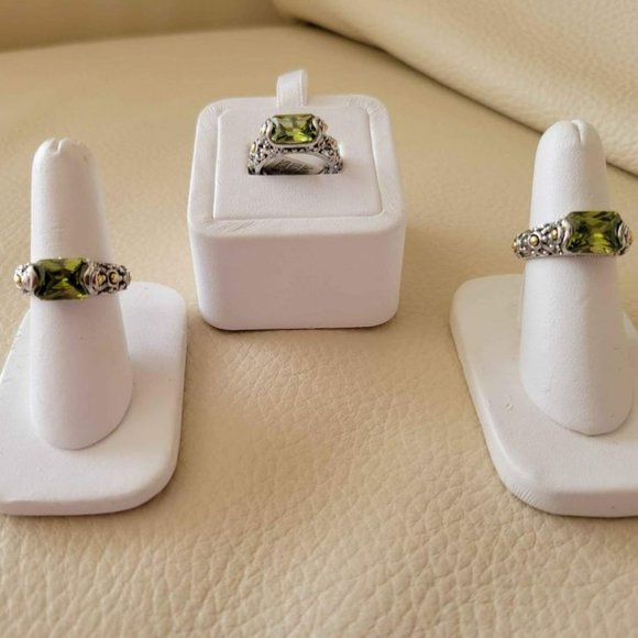 Goregous Balinese style Ring with Baquette cut Olivene Crystal NWT(size 6, 7, 8) - Picture 2 of 4